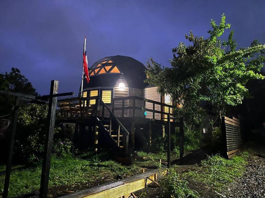 Domo en el rinc�n del para�so