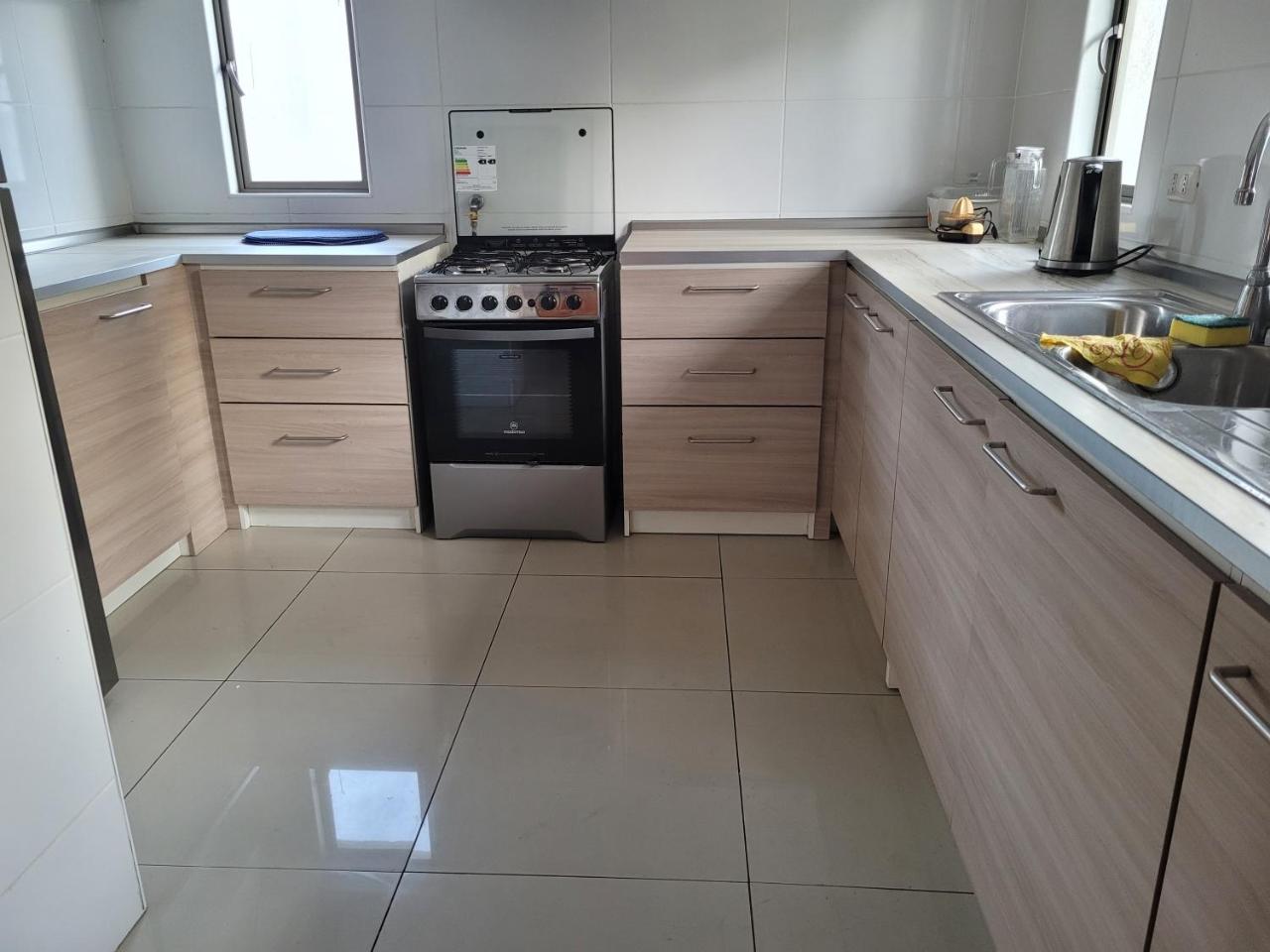 C�moda casa sector Plaza Miraflores