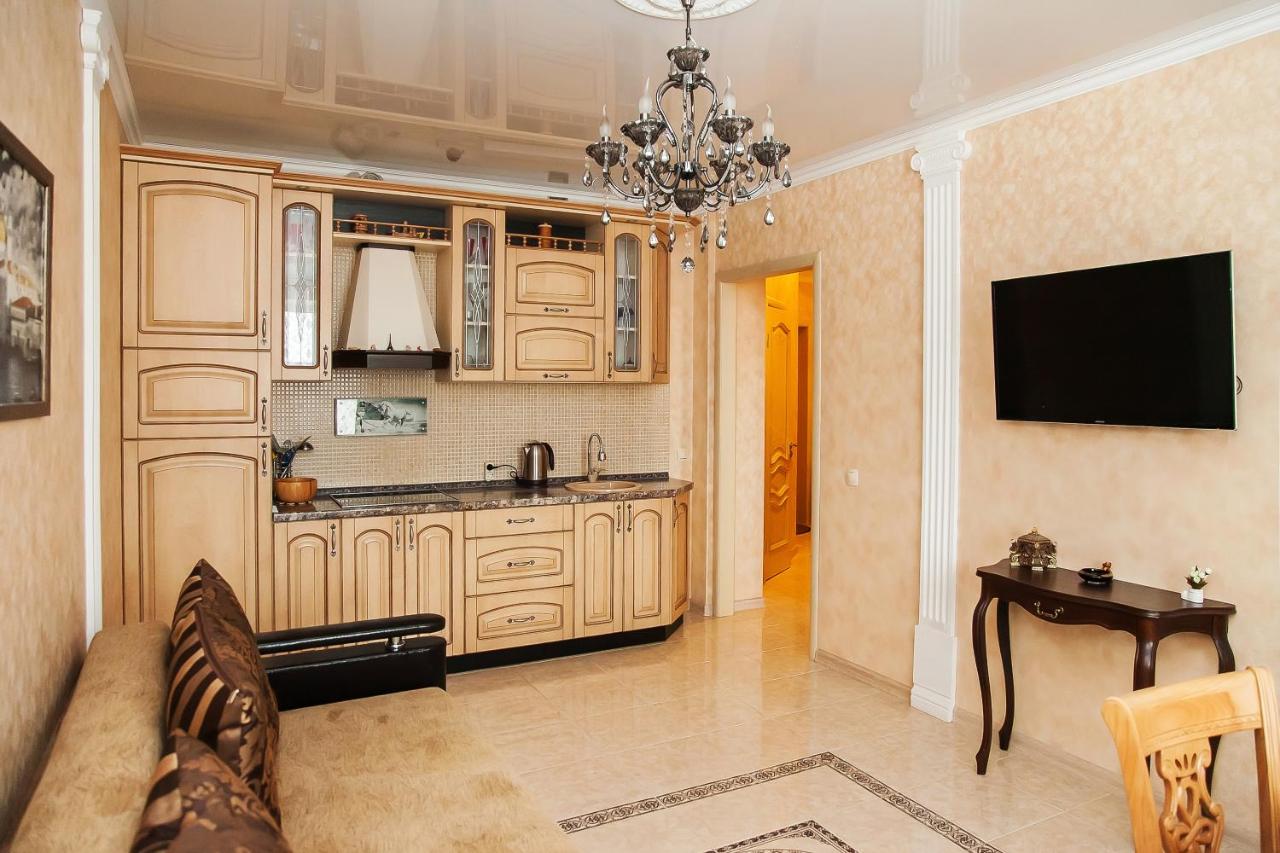 Prestige Apartment on Naberezhnaya - Housity
