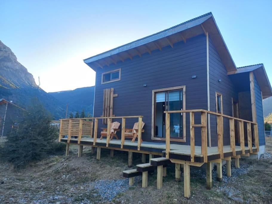 caba�a en orilla de r�o