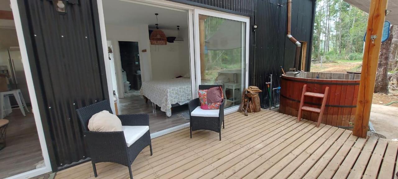 Casa orilla R�o Punahue, camino a Lago Ri�ihue