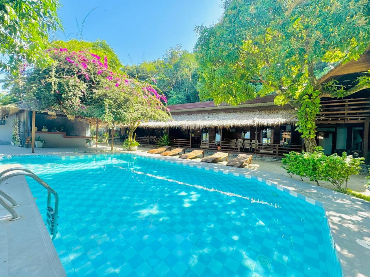 Image: Seasta Beach Resort