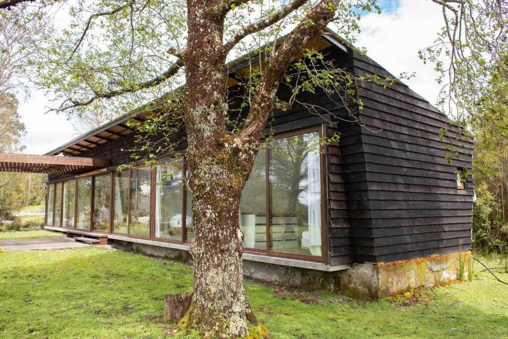 Mar y Naturaleza: Casa de Campo en la Costa