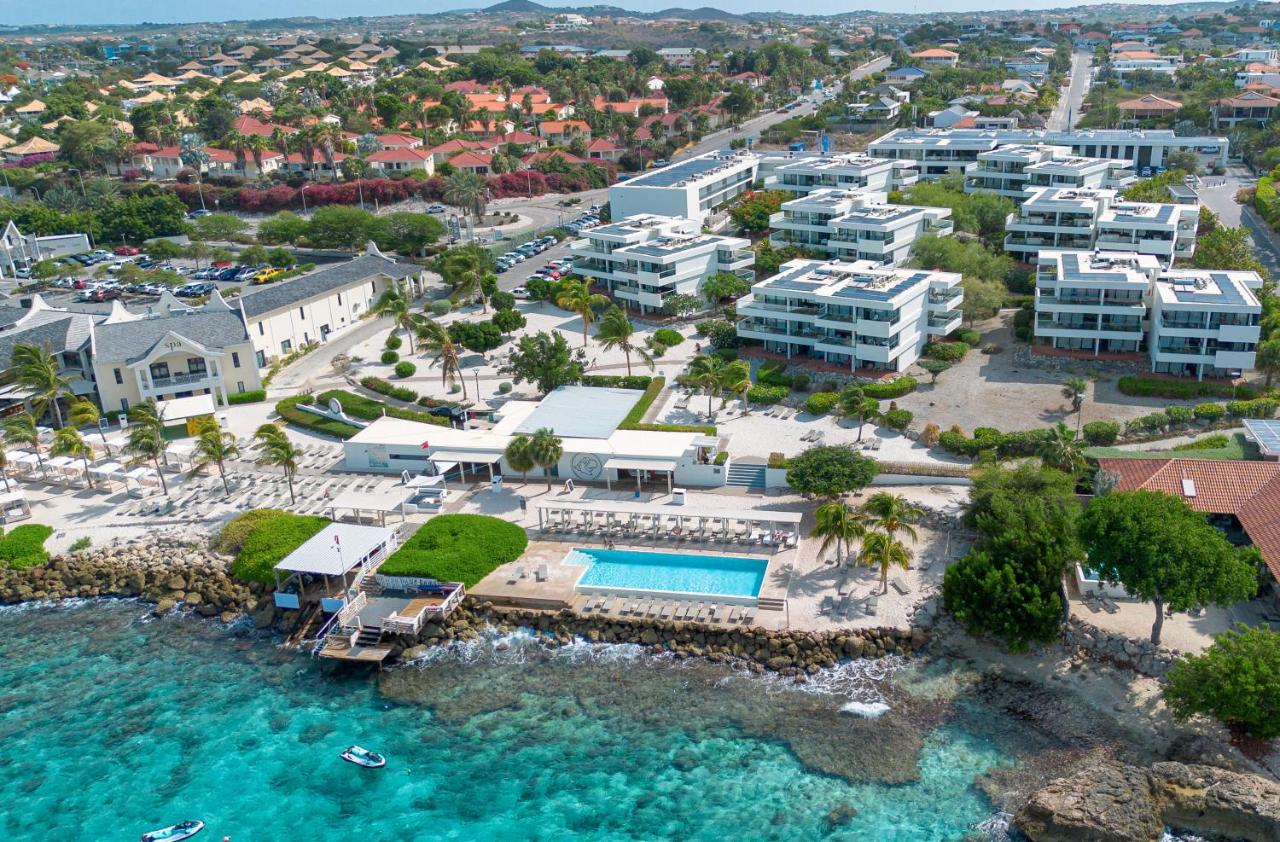Image: Papagayo Beach Hotel
