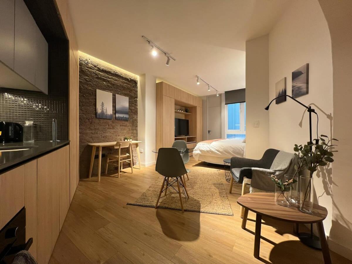 Excelente Depto Studio en el coraz�n ServicioHom