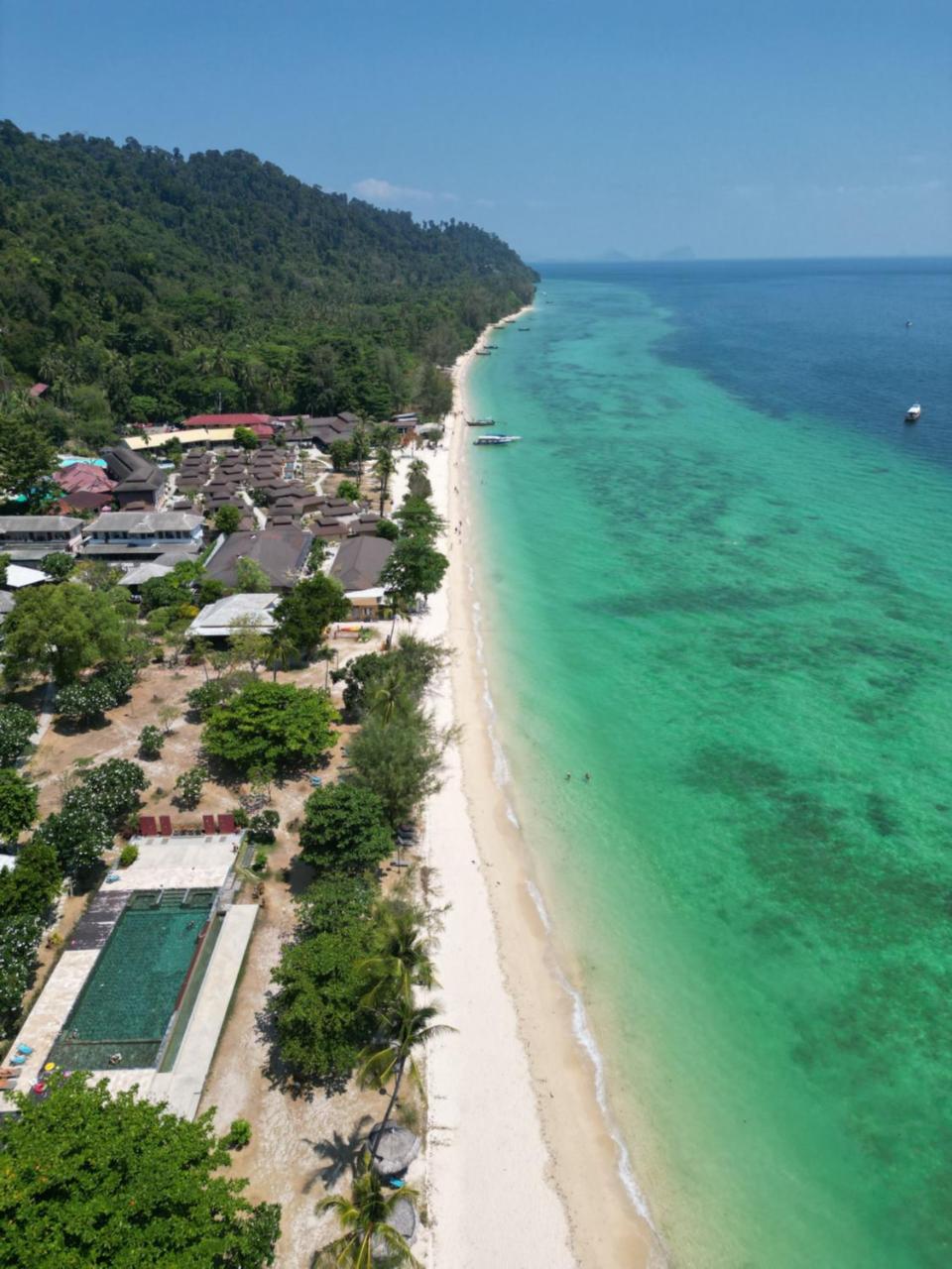 Image: Thanya Beach Resort - SHA Plus