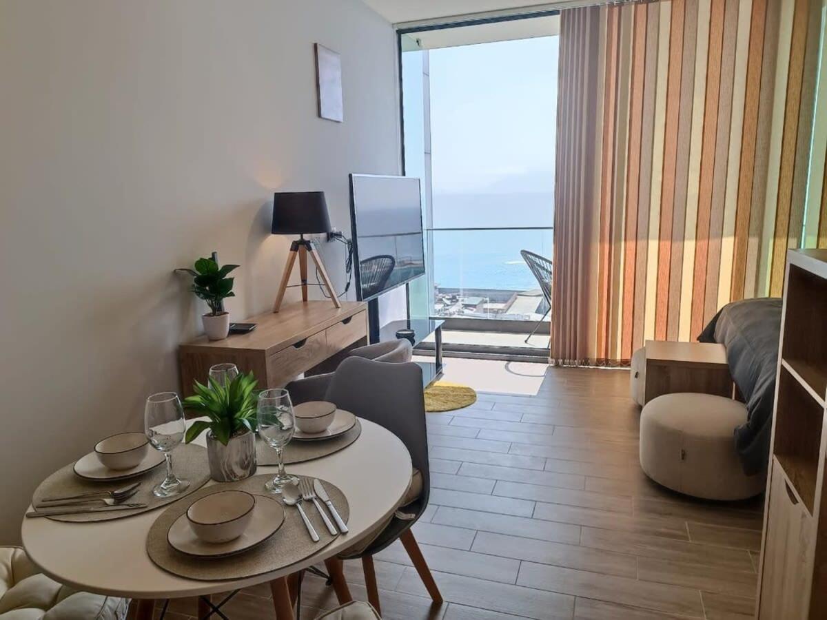 Depto Tipo Estudio en la mejor zona frente al Mall Servicio HOM 9191