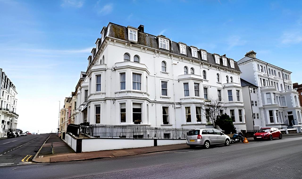 Image: Sea Shell Hotel