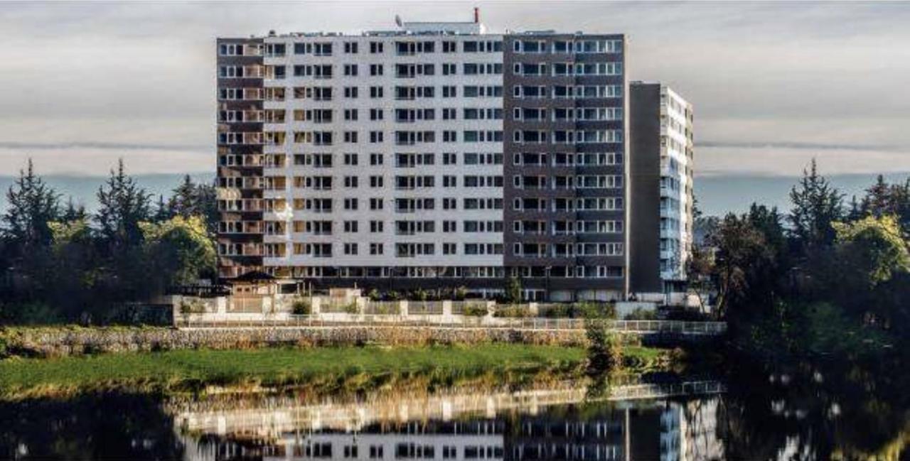 VistaLaguna Apartment