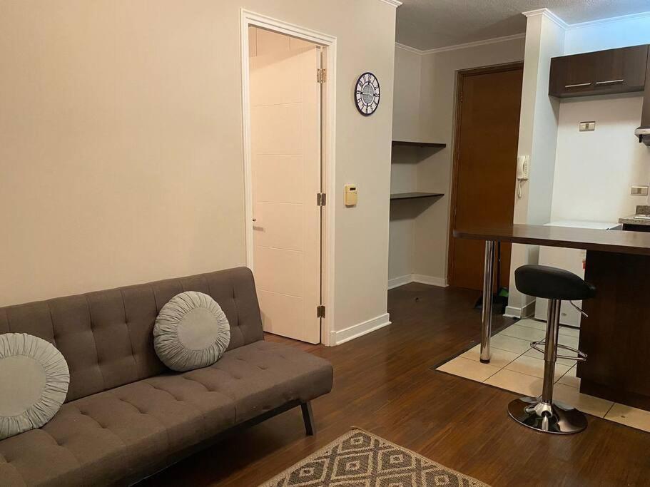 Excelente Depto Santiago 1D1B cerca del Hospital Cl�nico UC