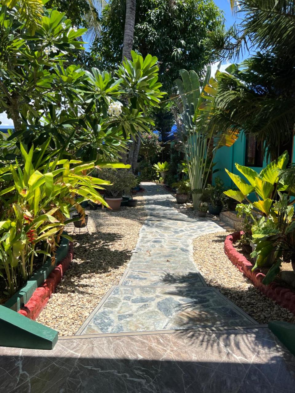 Image: Bamboo Paradise Beach Resort