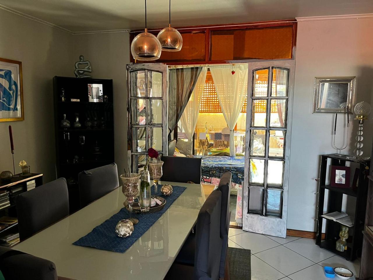 casa grande para exponor 3 habitaciones