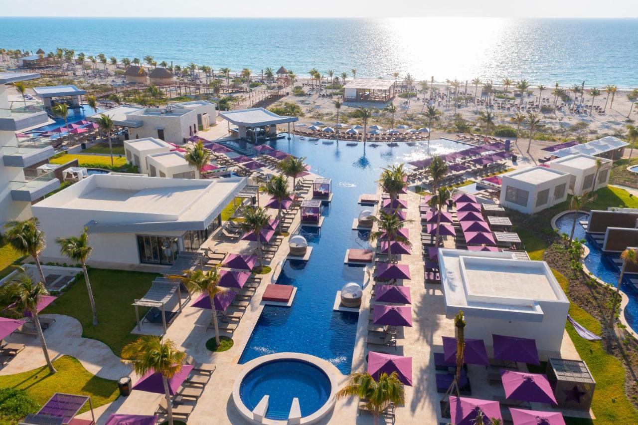 Image: Planet Hollywood Cancun Adult Scene by Royalton, An Autograph Collection All-Inclusive Resort - Adults Only