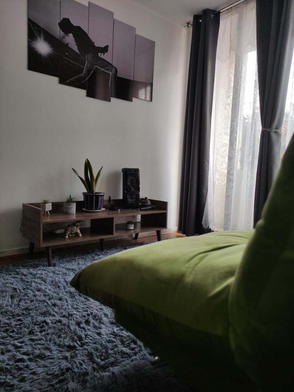 103 dpto a 15 minutos de Aeropuerto frente mall Maip�