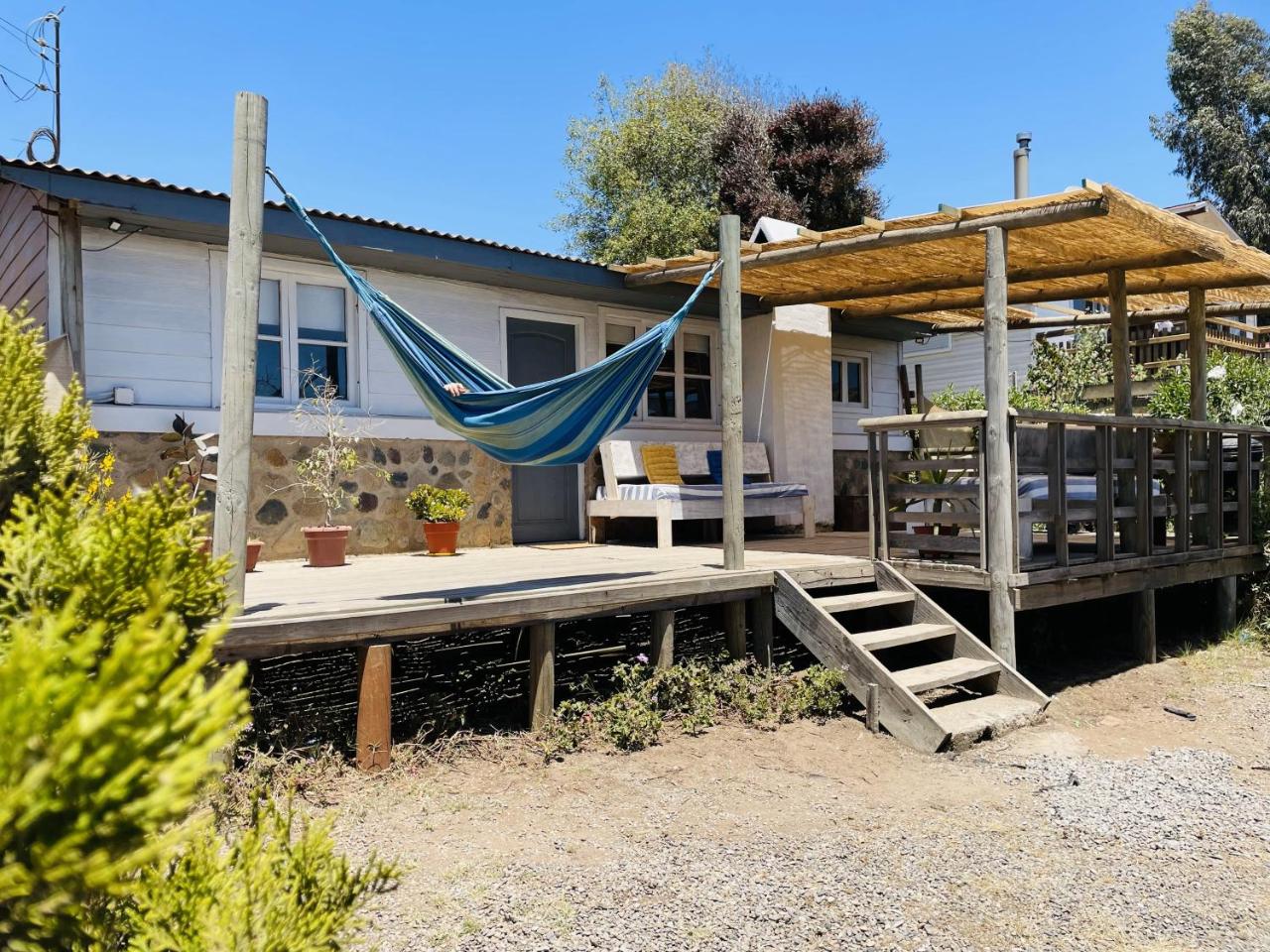 Caba�a maitencillo a 5 minutos de playa aguas blancas