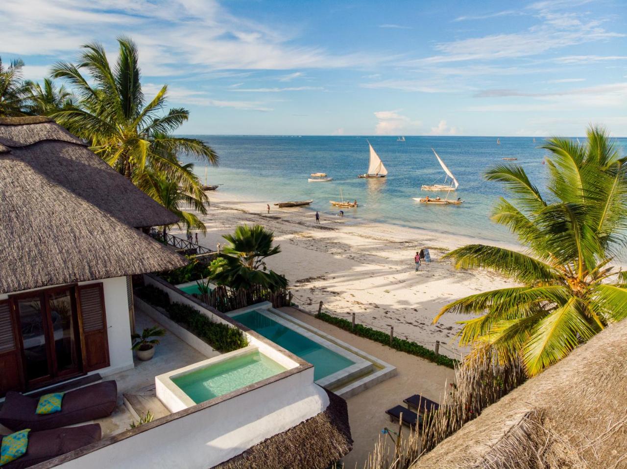 Image: Joya' Beach Suites & Villa