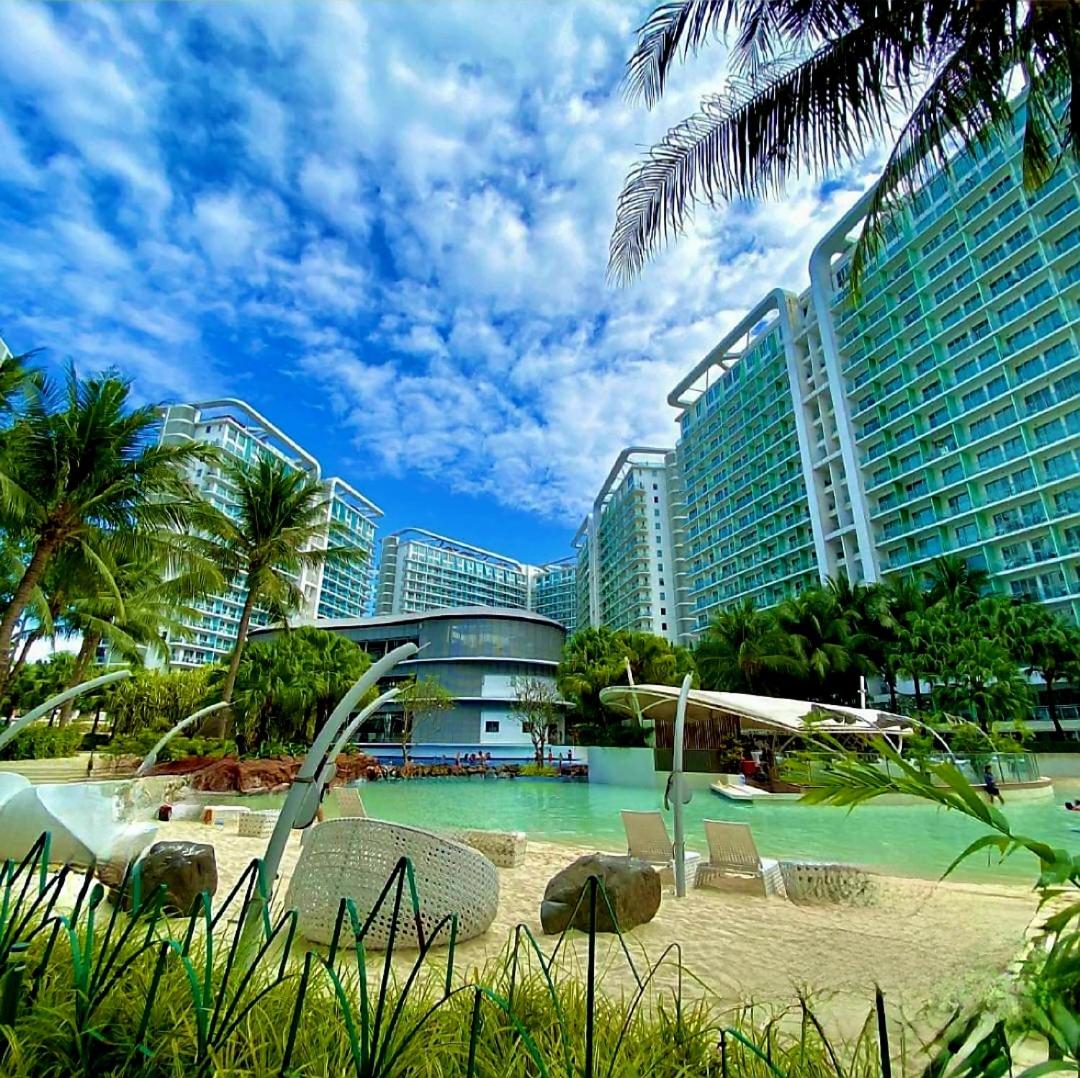 Image: Azure Urban Resort