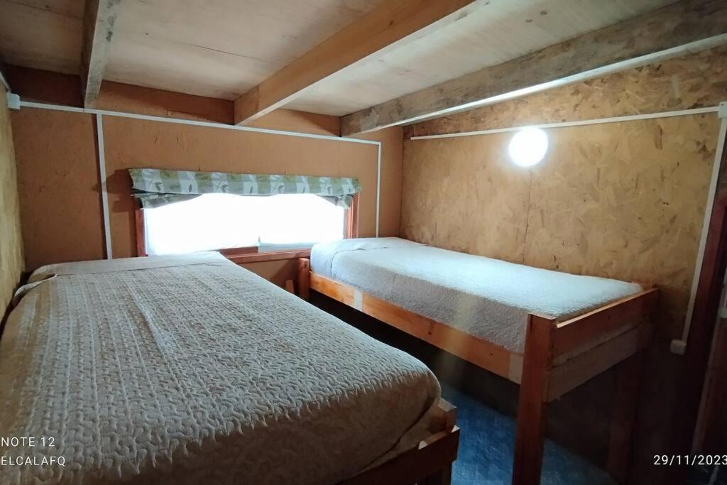 Caba�a Choroy dentro del pueblo, cercano a playas