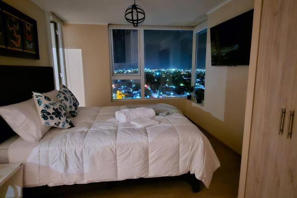 A pasos de la plaza de armas-Factura a Empresas