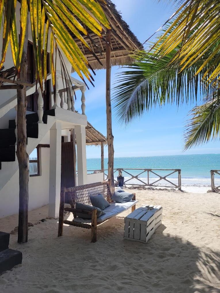 Image: Makuti Beach Bungalows