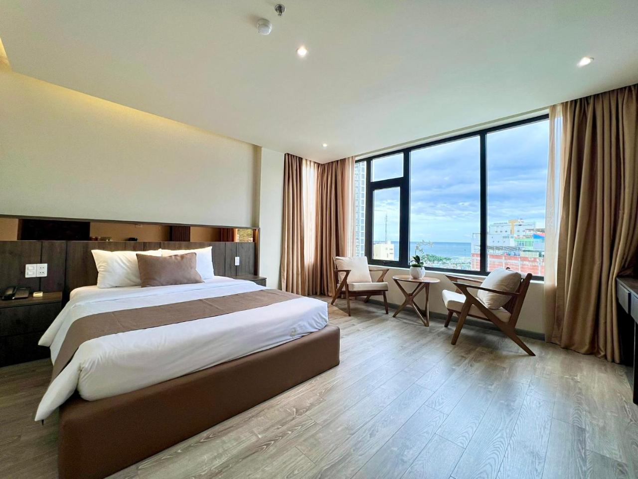 Image: Hải Long Hotel 1