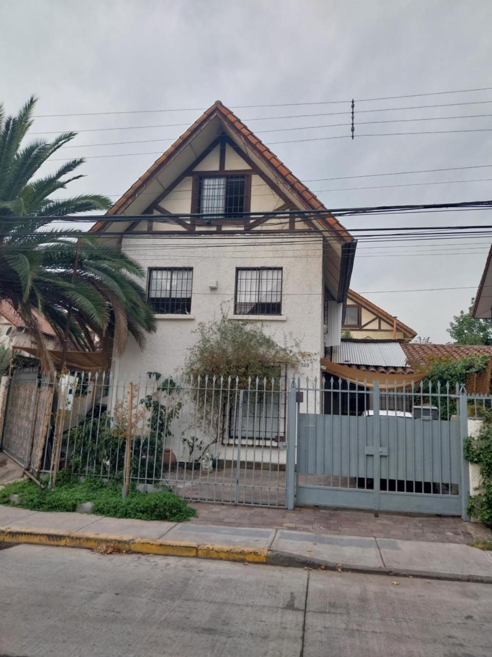 Habitaci�nes en casa a pasos del Alto las condes - Home San Alberto