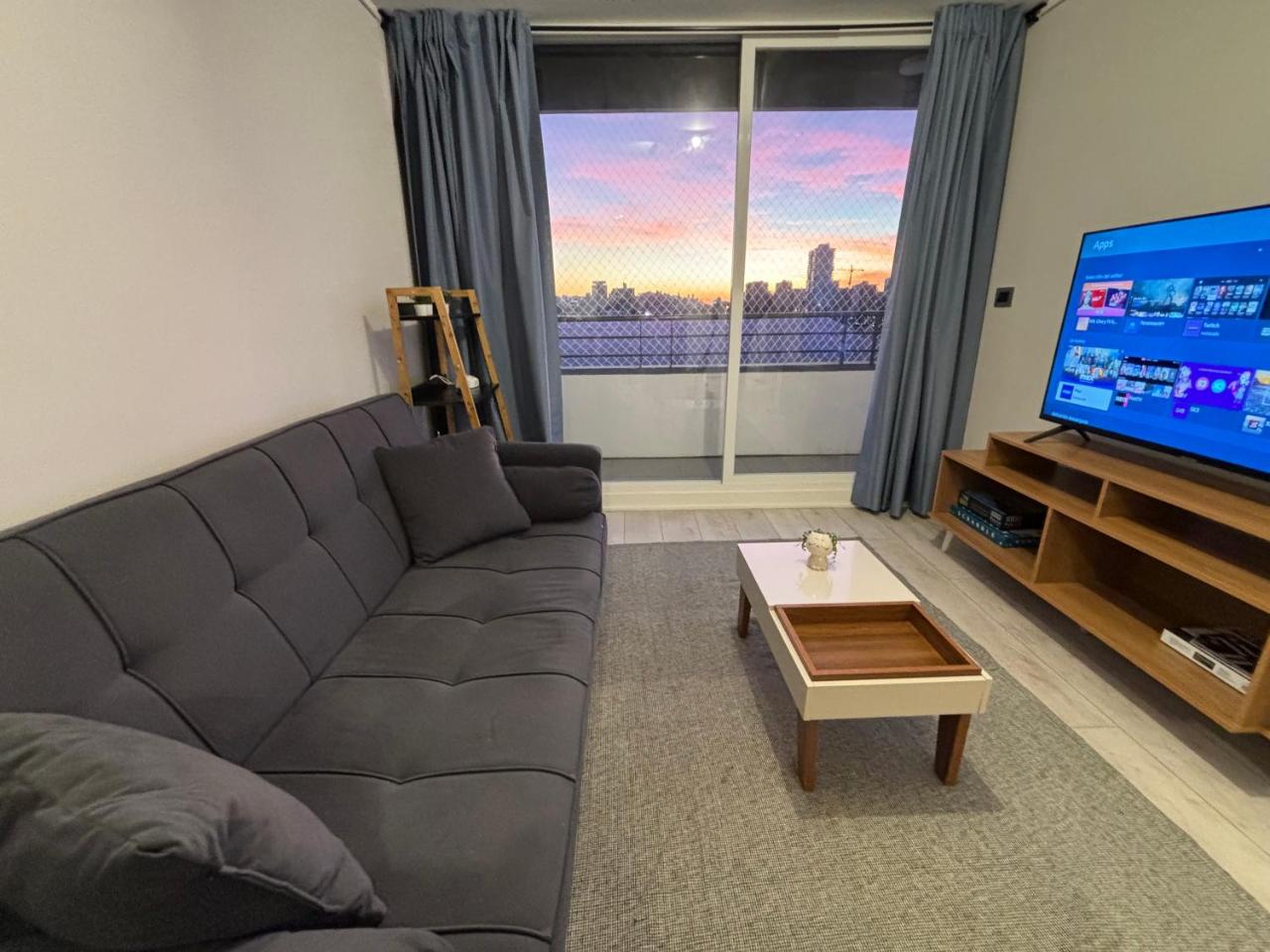 Hermoso Departamento en el corazon de Vi�a!