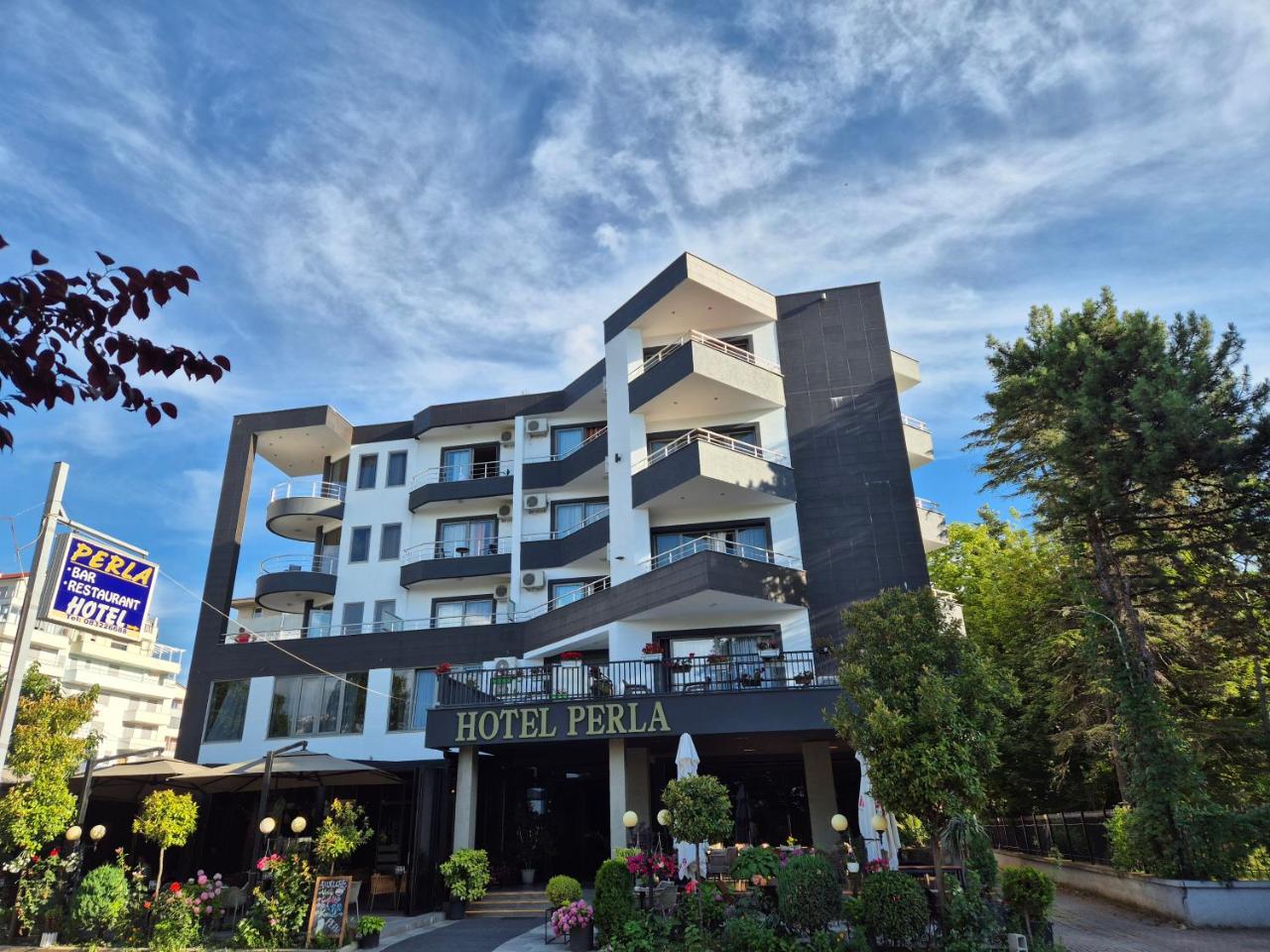 Image: Perla Hotel