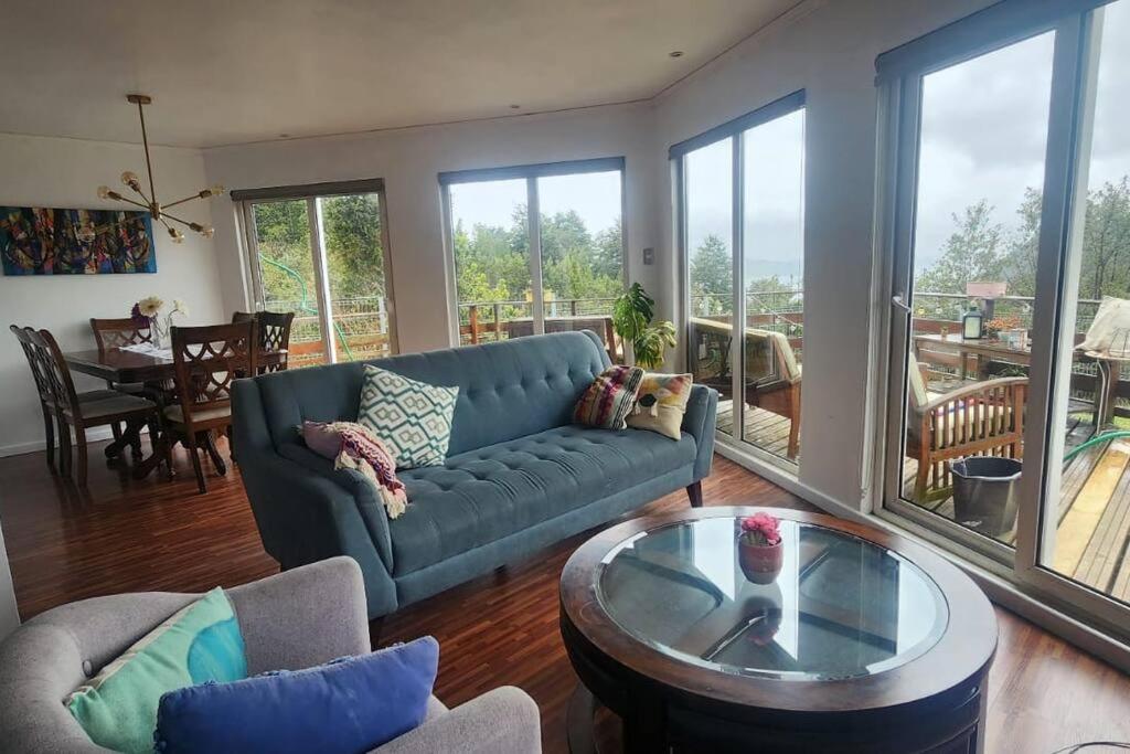 Hermosa casa con vista al mar y tinaja