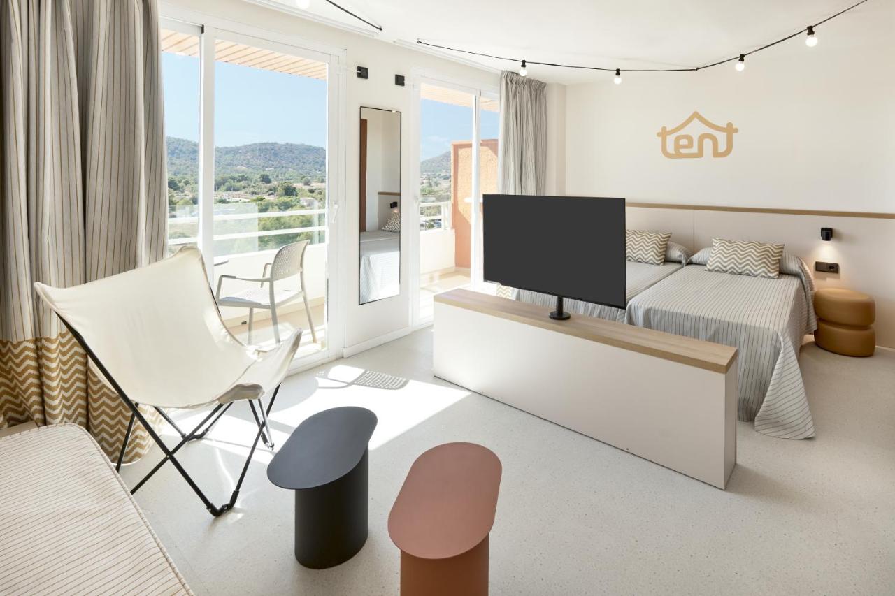 Image: tent Calvia Beach