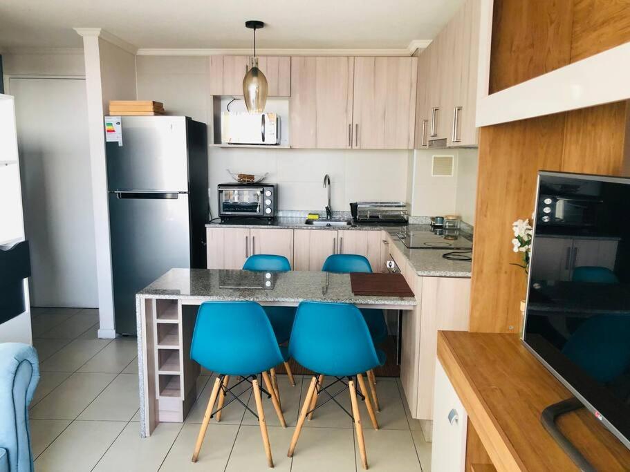 Hermoso departamento con vista al mar pleno centro