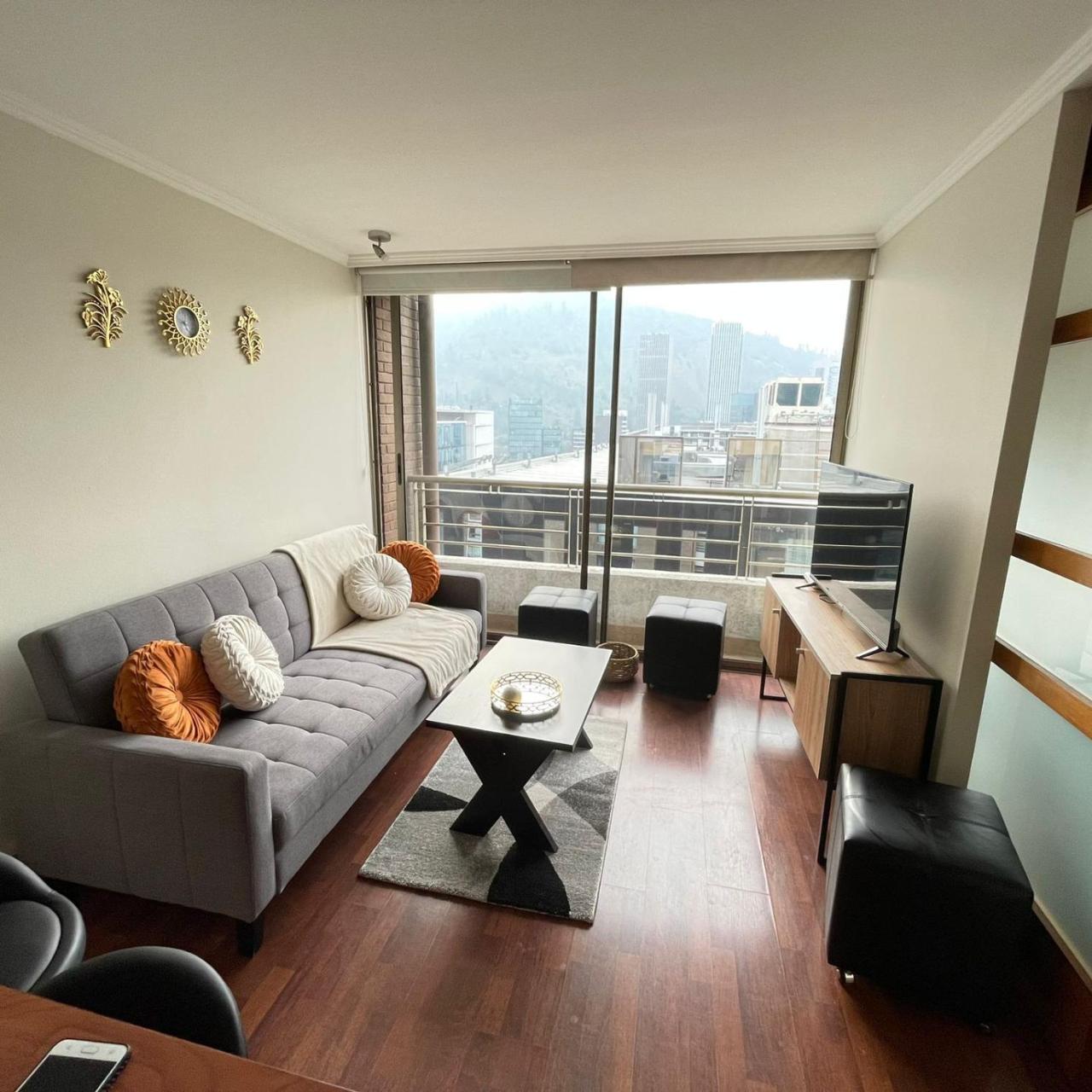 Metro Manuel Montt Providencia