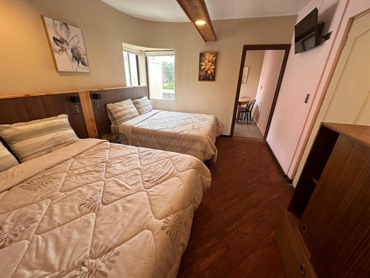 hostal flor de vi�a del mar
