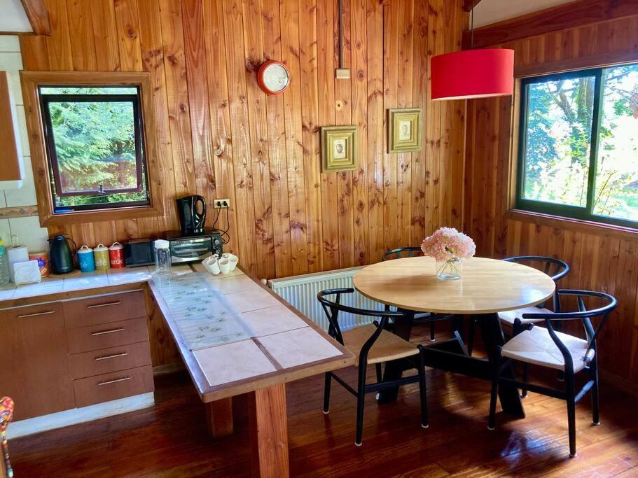 Caba�a entre �rboles