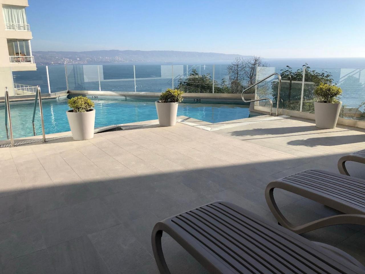 Edificio Re�acamar 2