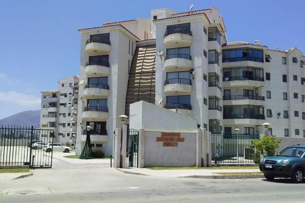 Moderno departamento a pasos del mar