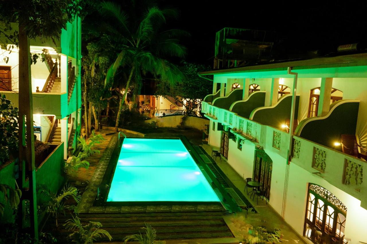 Image: Prince Beach Hotel Bentota