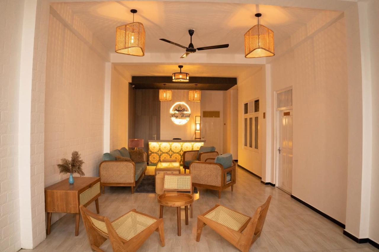 Image: Hotel Bay Watch Unawatuna