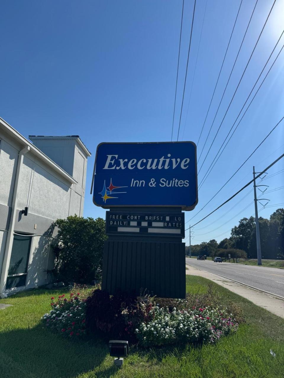Image: Executive Inn