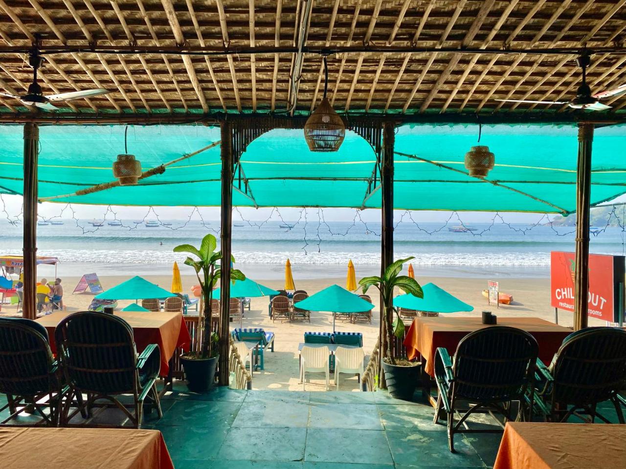 Image: Chill Out Jasmine Restaurant Bar Rooms