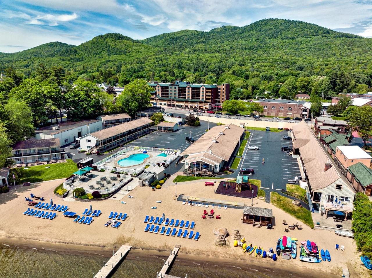 Image: Marine Village Resort