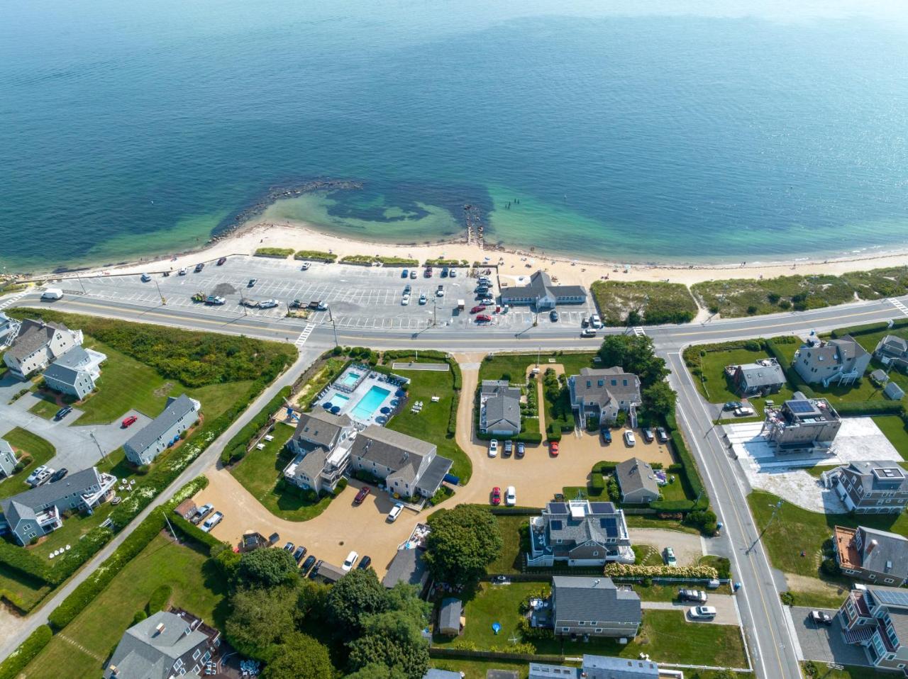 Image: Beachside Village Resort