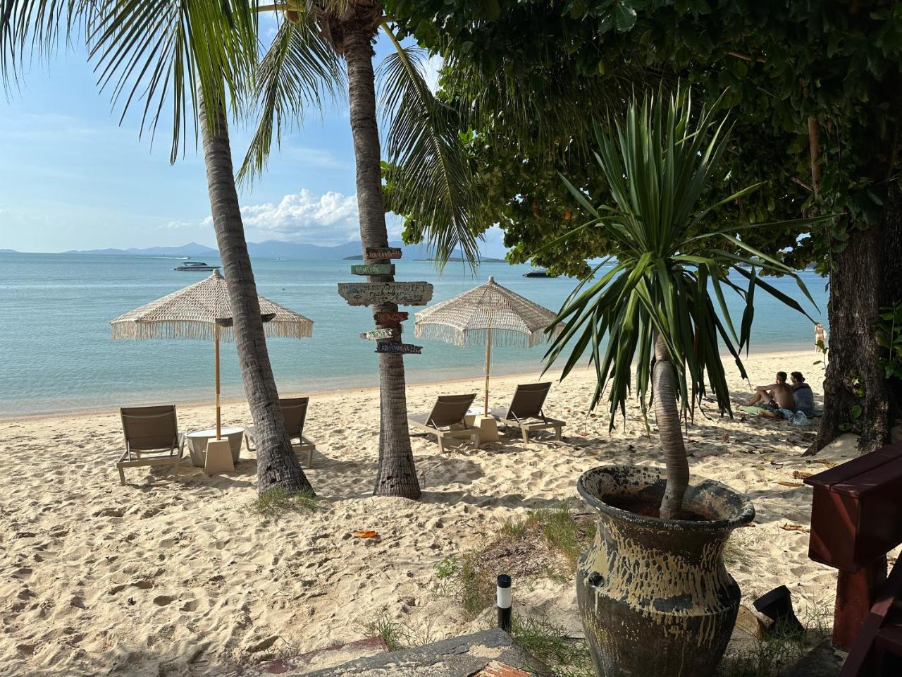 Image: Bangrak Pier Bungalow