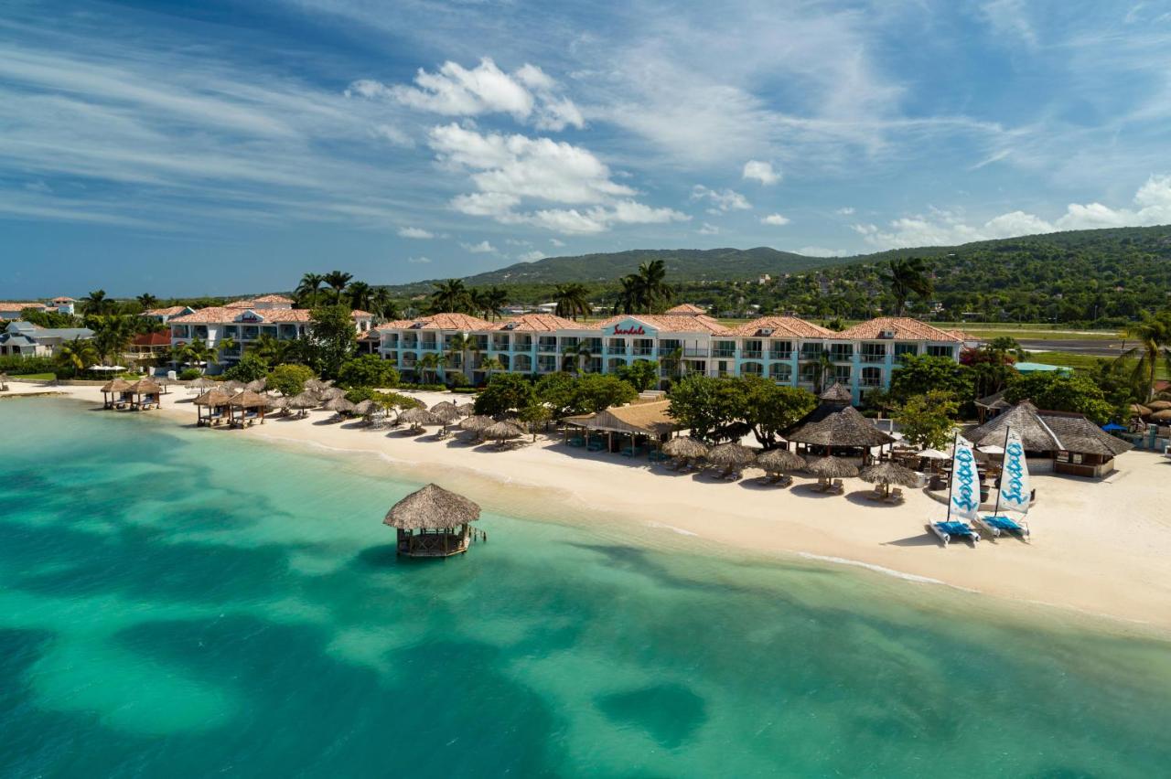 Image: Sandals Montego Bay All Inclusive - Couples Only