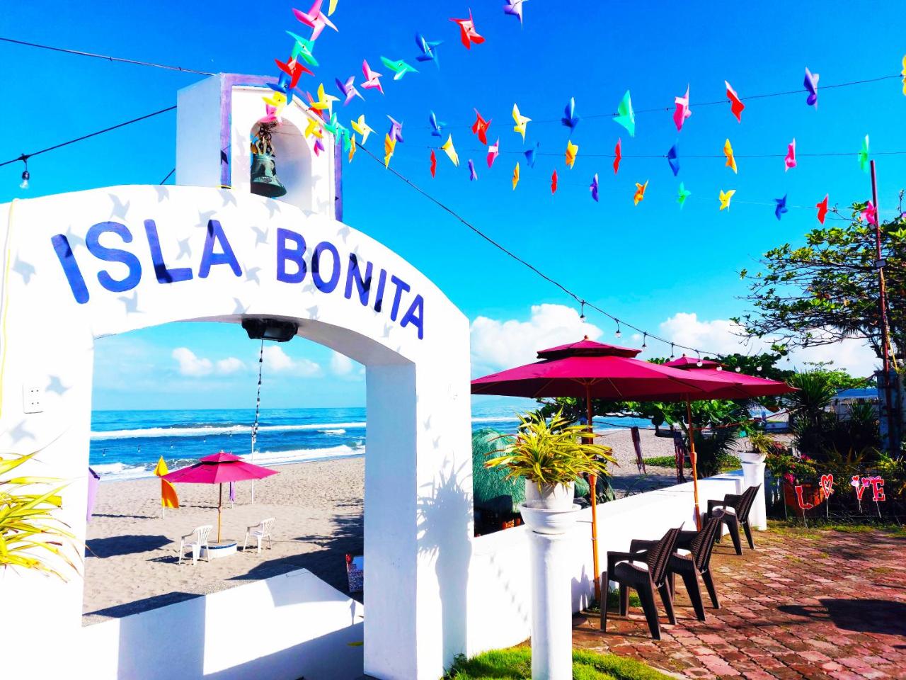Image: Isla Bonita Beach Resort