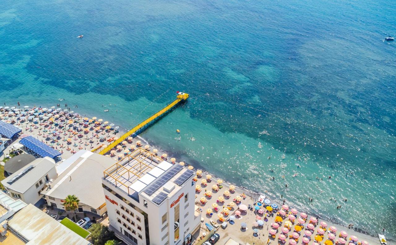 Image: Aragosta Hotel