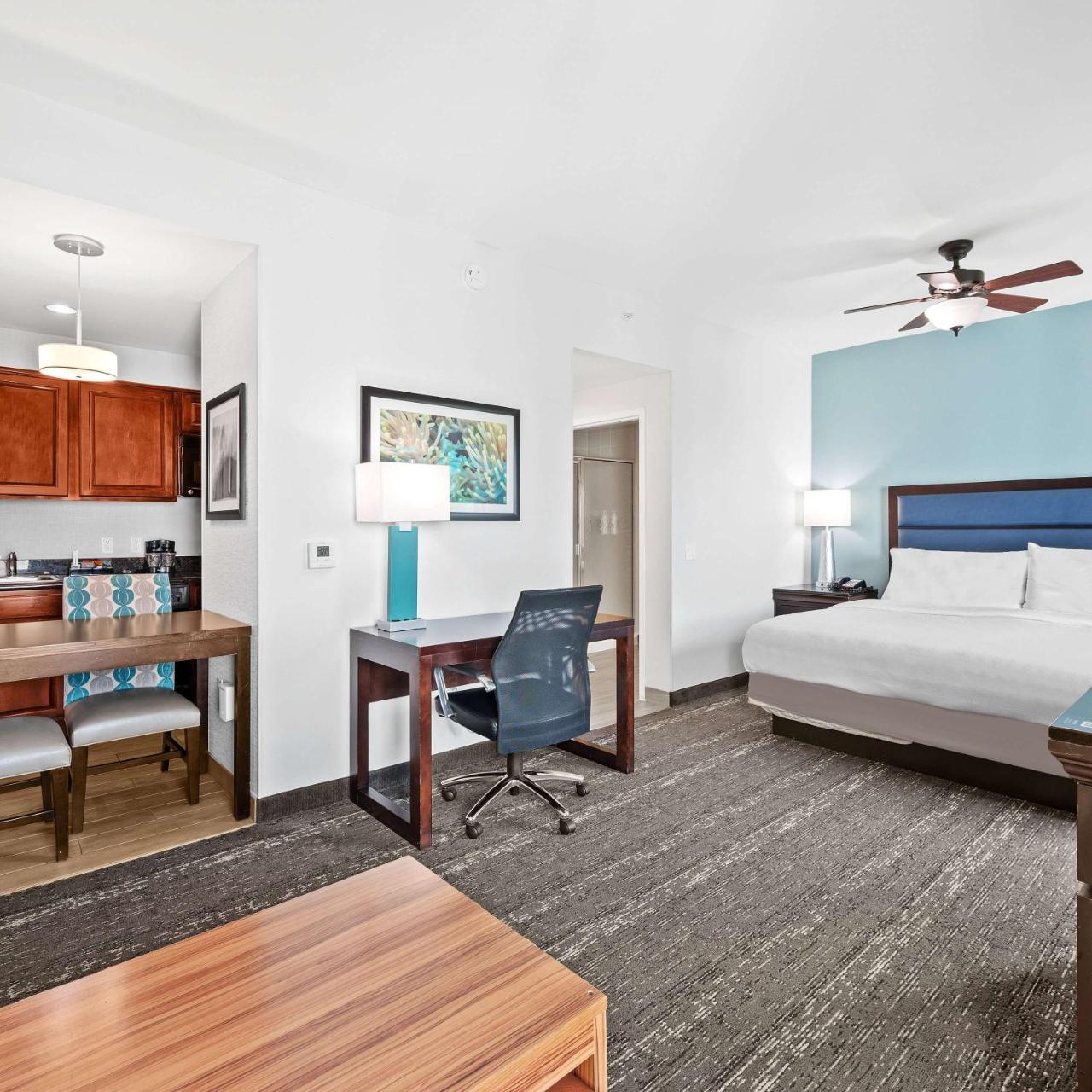 Image: Homewood Suites by Hilton Fort Lauderdale Airport-Cruise Port