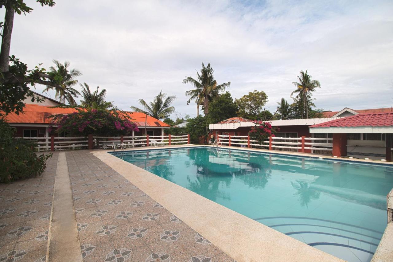 Image: OYO 853 Malapascua Beach And Dive Resort