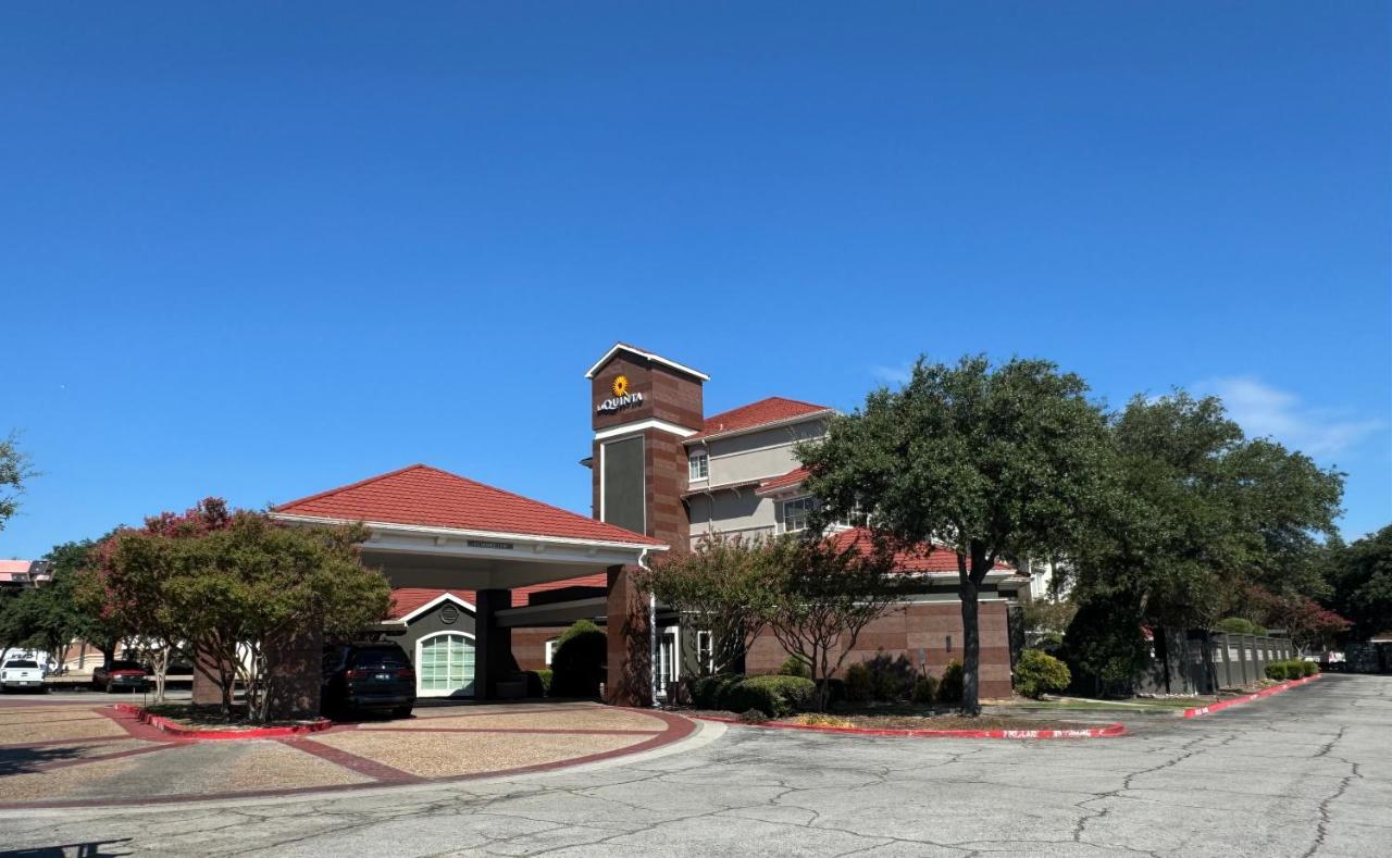 Image: La Quinta by Wyndham Dallas Arlington South