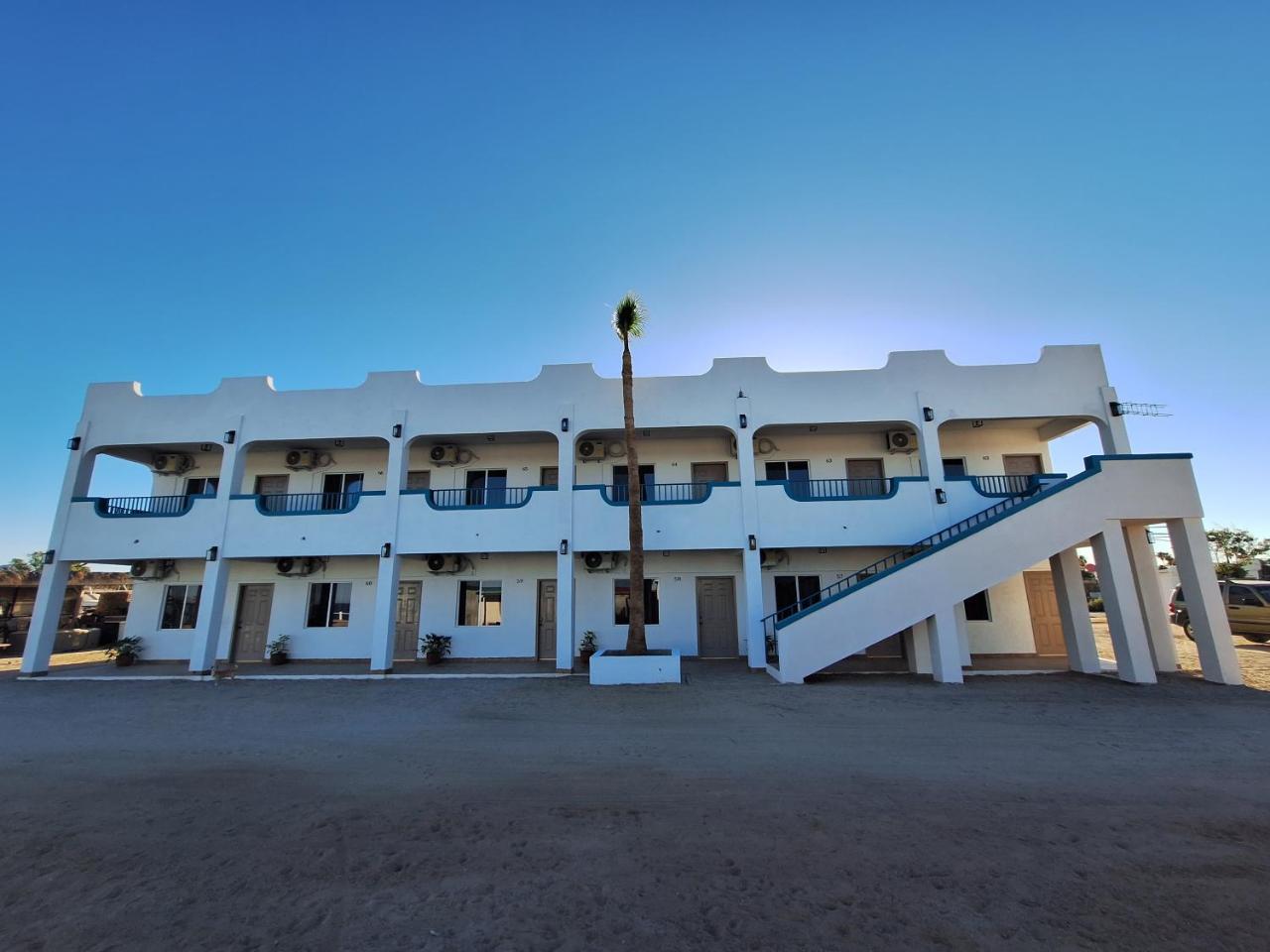 Image: #44#27#56al#67 Rooms 2 beds near beach